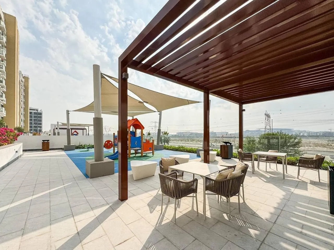 アパート Serene 1-Bedroom Retreat In Azizi Riviera With Calming Tones ドバイ アラブ首長国連邦