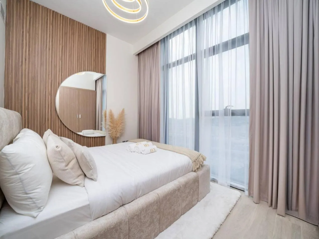 Serene 1-Bedroom Retreat In Azizi Riviera With Calming Tones ドバイ